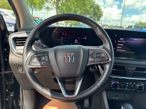 Used 2025 Buick Encore GX Preferred FWD image 26