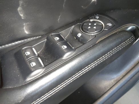 Used 2015 Lincoln MKC FWD image 27