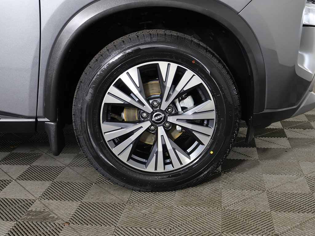 Used 2023 Nissan Rogue SV AWD/4WD image 19