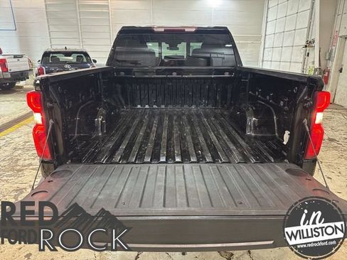 Used 2022 Chevrolet Silverado 1500 RST w/ Convenience Package II AWD/4WD image 26