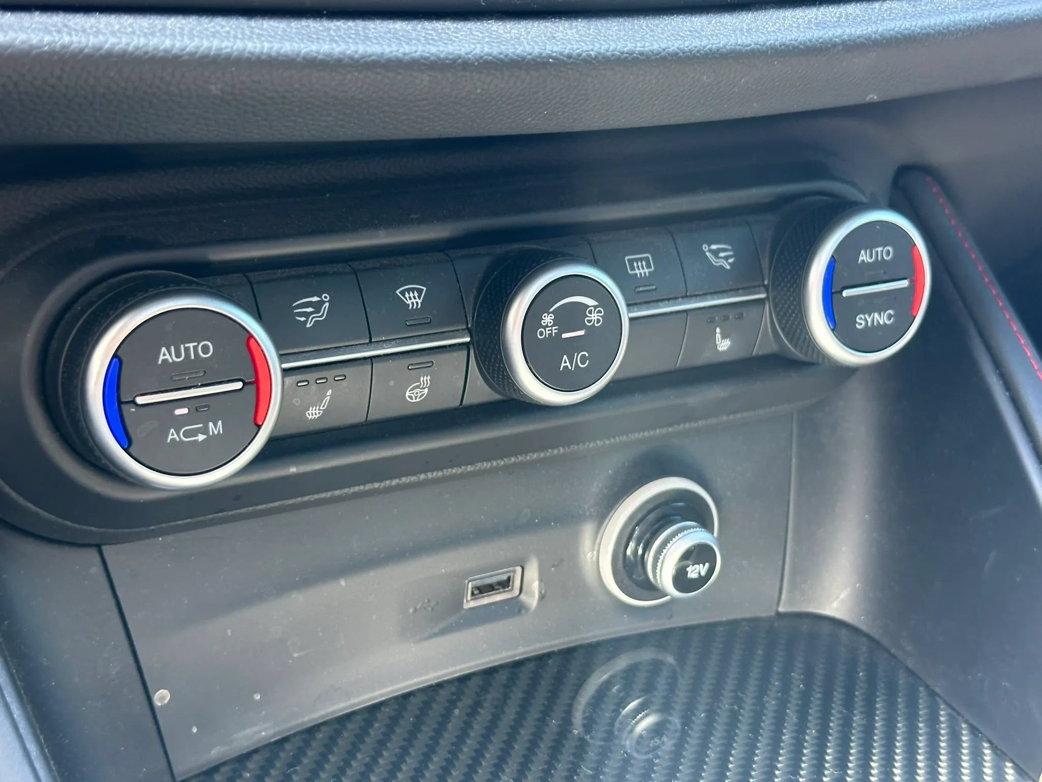 Used 2018 Alfa Romeo Stelvio Quadrifoglio w/ Convenience Package AWD/4WD image 39