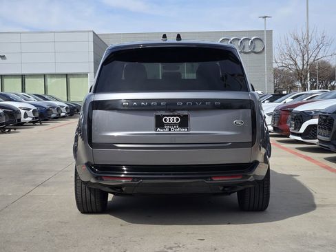 Used 2023 Land Rover Range Rover SE image 9