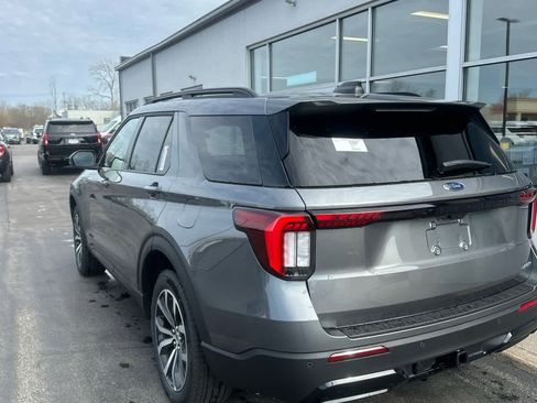 New 2026 Ford Explorer ST-Line AWD/4WD image 5