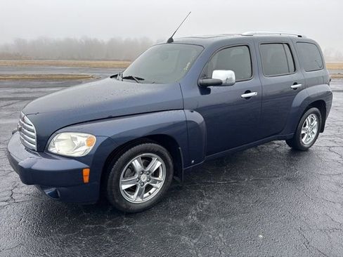 Used 2009 Chevrolet HHR LT image 1
