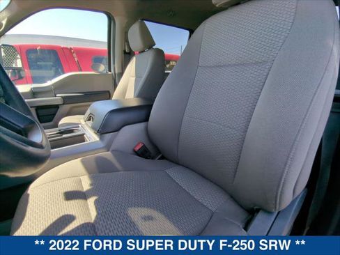 Used 2022 Ford F250 XLT w/ Black Appearance Package AWD/4WD image 20