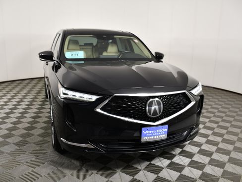 Used 2022 Acura MDX w/ Technology Package AWD/4WD image 3