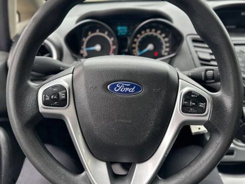 Used 2018 Ford Fiesta SE image 26