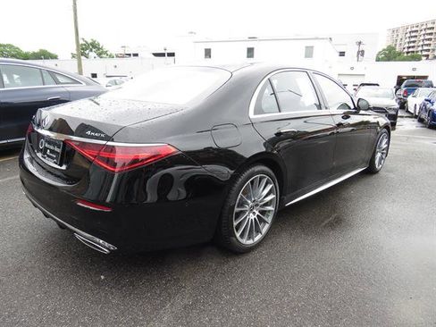 Used 2023 Mercedes-Benz S 500 4MATIC w/ AMG Line image 4