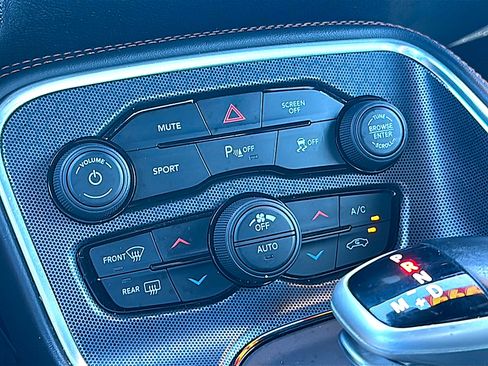 Used 2018 Dodge Challenger SXT Plus image 30