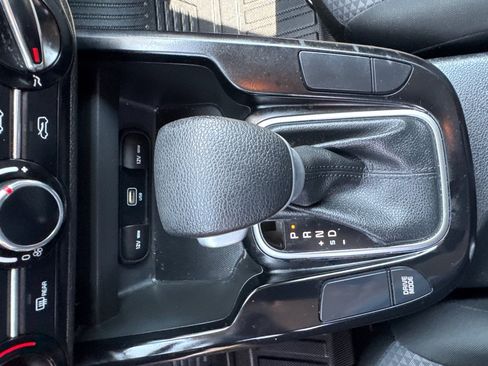 Used 2023 Kia Soul LX w/ Option Group 015 FWD image 13