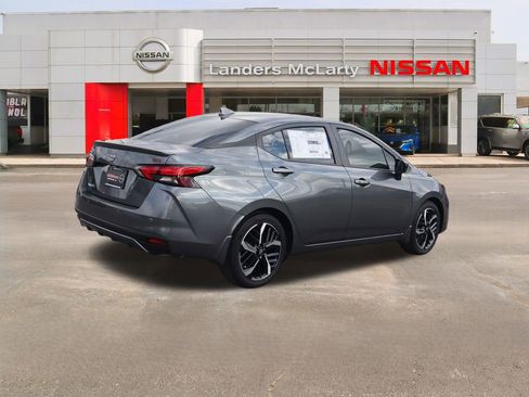 New 2025 Nissan Versa SR w/ Trunk Package image 3