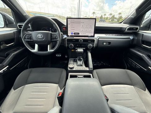 Used 2024 Toyota Tacoma TRD Sport w/ TRD Sport Upgrade Package image 19