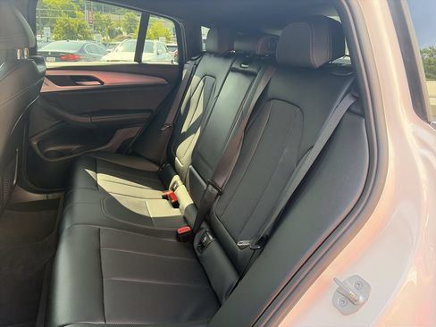 Used 2025 BMW X4 xDrive30i AWD/4WD image 31