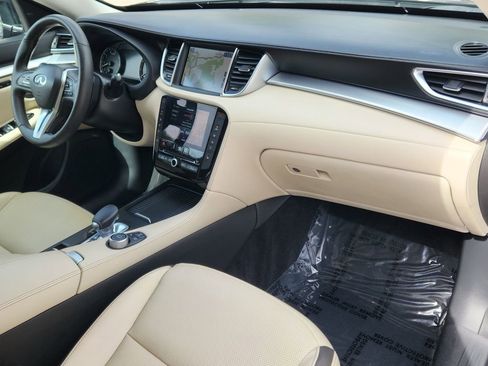 Used 2020 INFINITI QX50 Essential w/ Convenience Package image 14