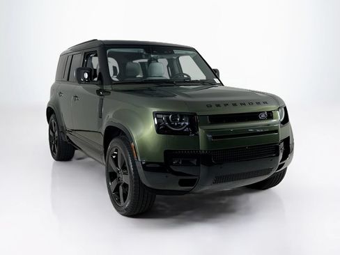 Used 2026 Land Rover Defender 110 X-Dynamic SE AWD/4WD image 7