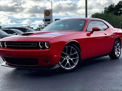Used 2020 Dodge Challenger GT RWD image 1