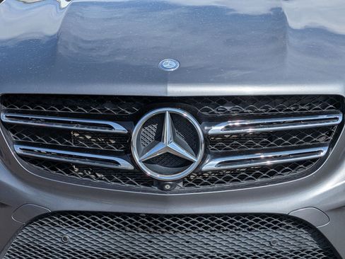 Used 2017 Mercedes-Benz GLE 400 4MATIC image 9