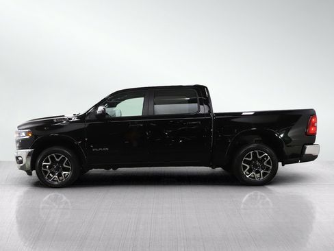 Used 2025 RAM 1500 Laramie AWD/4WD image 2