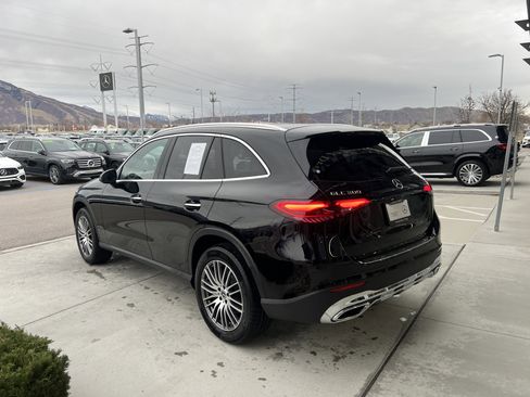 Certified 2025 Mercedes-Benz GLC 300 4MATIC image 7