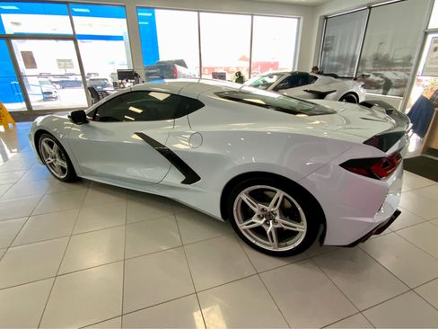 Used 2023 Chevrolet Corvette Stingray Coupe w/ Z51 Performance Package image 3