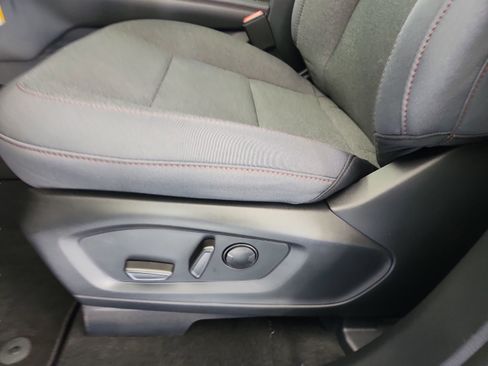 New 2026 Ford Explorer Active RWD image 14
