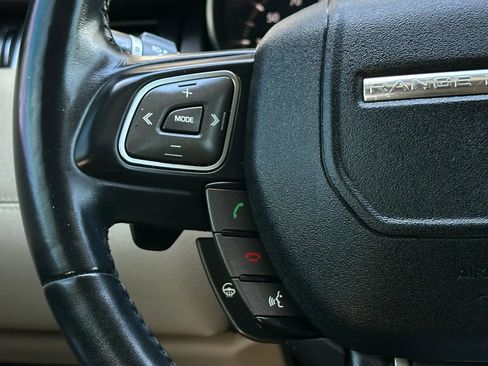 Used 2019 Land Rover Range Rover Evoque image 29