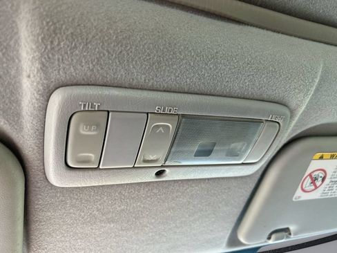 Used 2004 Toyota Corolla S w/ PWR Pkg FWD image 23