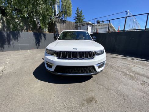 Used 2024 Jeep Grand Cherokee Limited 4xe AWD/4WD image 9
