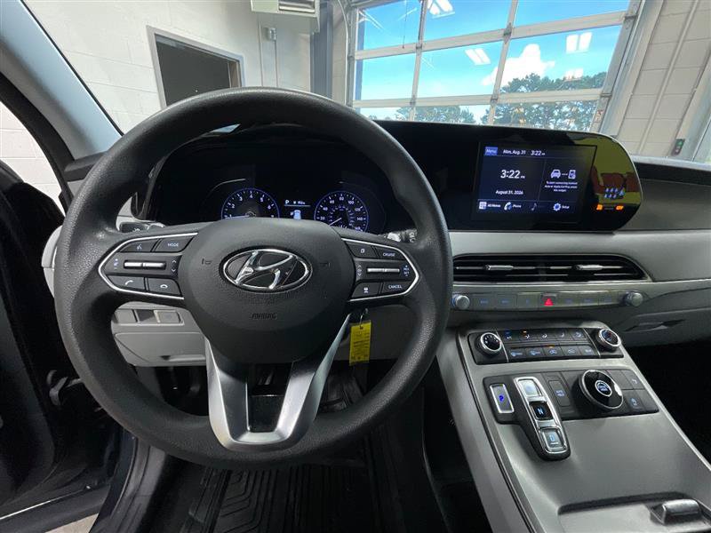 Used 2022 Hyundai Palisade SE FWD image 14