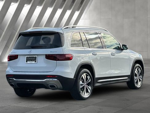 New 2026 Mercedes-Benz GLB 250 4MATIC image 4