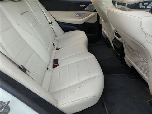 Certified 2021 Mercedes-Benz GLE 580 4MATIC image 20