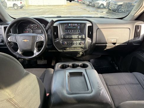 Used 2018 Chevrolet Silverado 1500 LT w/ Texas Edition image 18