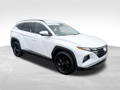 Used 2023 Hyundai Tucson SEL AWD/4WD image 2