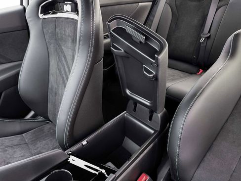 New 2026 Hyundai Elantra N w/ Cargo Package FWD image 18