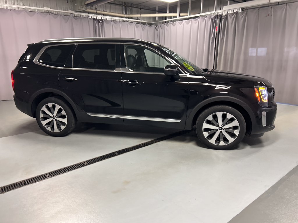 Used 2022 Kia Telluride EX w/ EX Premium Package FWD image 8