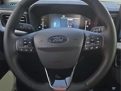 New 2026 Ford Maverick XLT w/ XLT Luxury Package FWD image 12