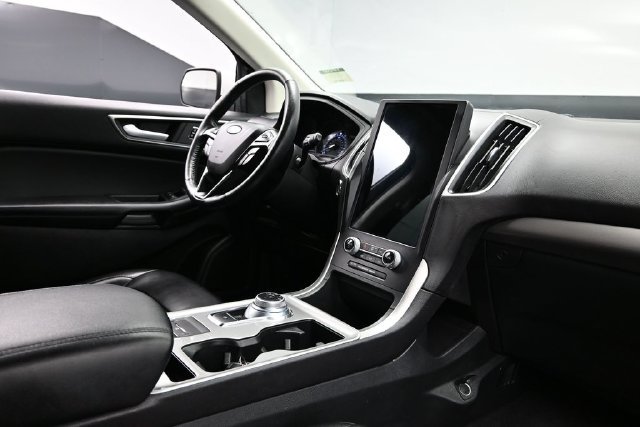 Used 2024 Ford Edge SEL AWD/4WD image 14
