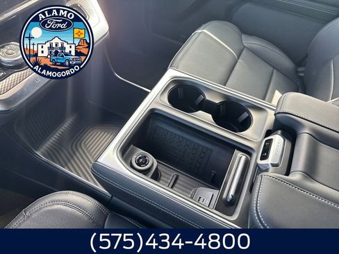 New 2025 Ford Expedition Platinum w/ Stealth Performance Package image 10