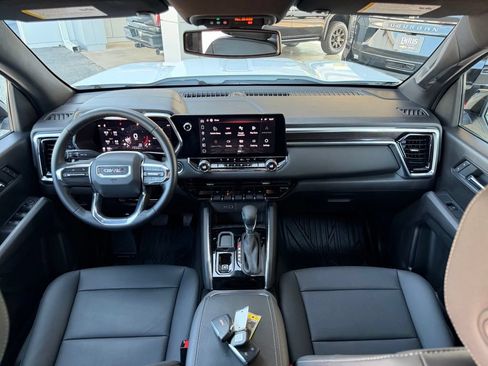 Used 2025 GMC Canyon Elevation w/ Convenience Package RWD image 20