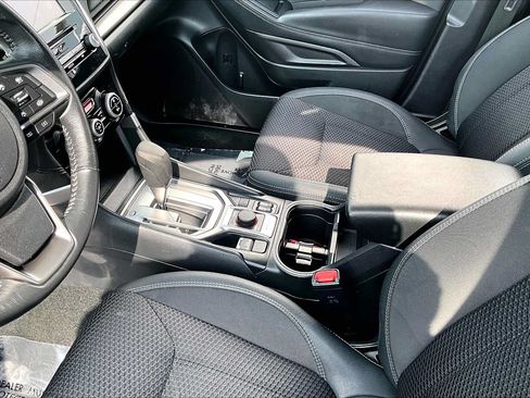 Used 2021 Subaru Forester Premium AWD/4WD image 17