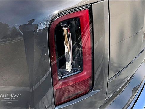 Used 2026 Rolls-Royce Cullinan image 28