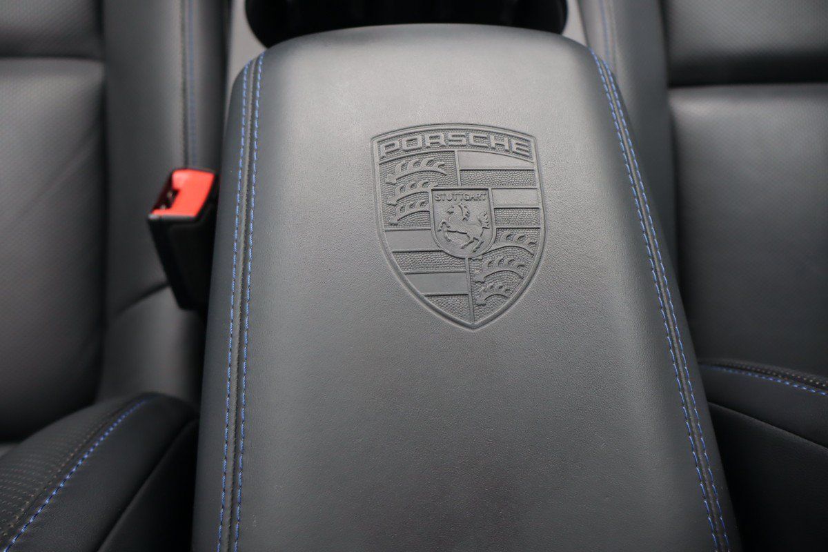 Used 2023 Porsche Macan GTS w/ Premium Package Plus AWD/4WD image 17