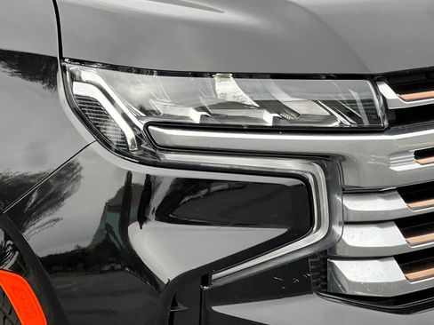 Used 2024 Chevrolet Suburban High Country w/ Premium Package 2 image 48