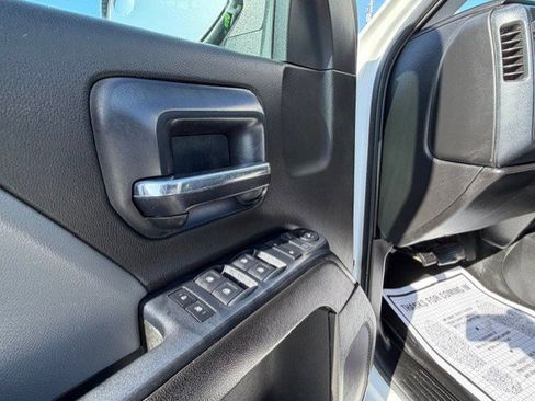 Used 2016 GMC Sierra 1500 4x4 Crew Cab w/ Sierra Convenience Package image 16