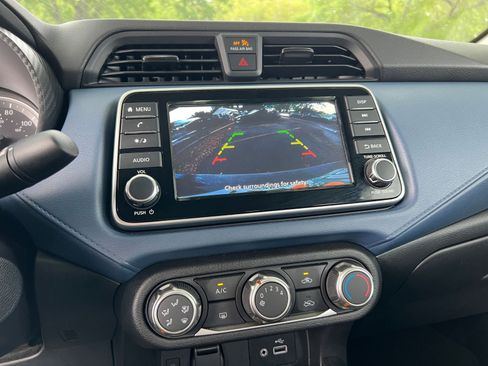 Used 2025 Nissan Versa SV image 21