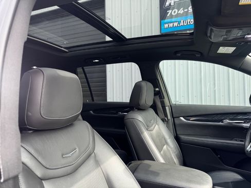Used 2020 Cadillac XT6 Premium Luxury image 20