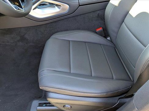 Used 2026 Mercedes-Benz GLE 350 4MATIC image 4