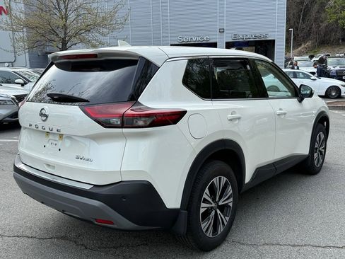 Used 2021 Nissan Rogue SV AWD/4WD image 6