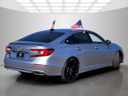Used 2021 Honda Accord Sport image 4