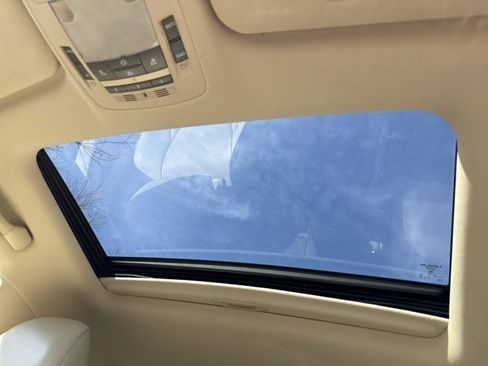 Used 2011 Lexus RX 350 2WD image 23